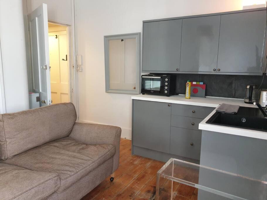 4 Quiet Compact Studio With Garden View - Best Location - Comfortable - Quiet Apartment Brighton Ngoại thất bức ảnh