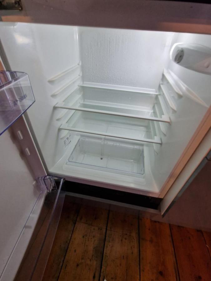 4 Quiet Compact Studio With Garden View - Best Location - Comfortable - Quiet Apartment Brighton Ngoại thất bức ảnh